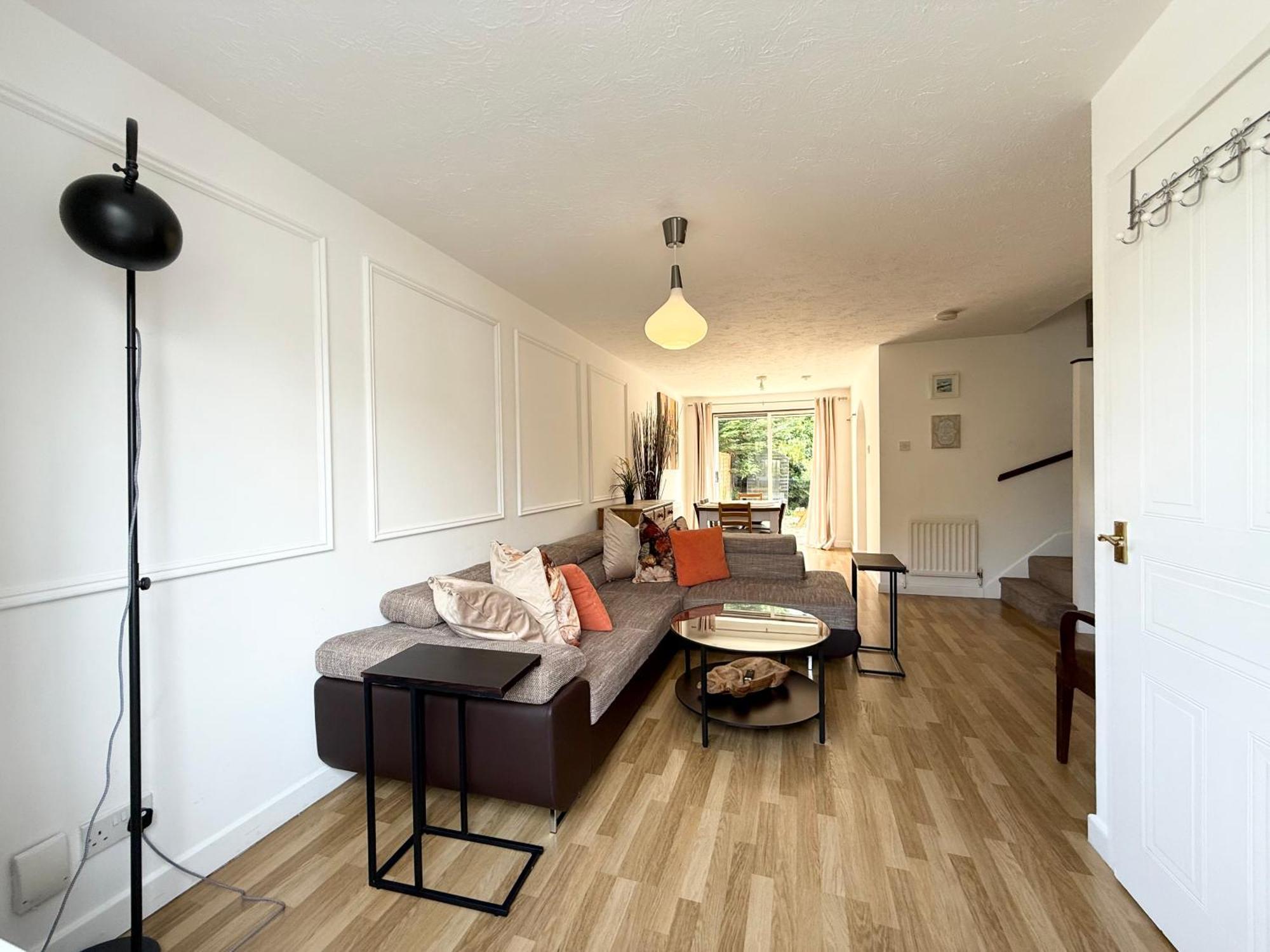 3 Bed House With Parking And Garden Near Tower Bridge Londen